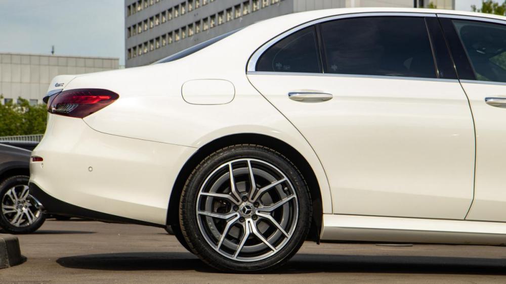 Mercedes-Benz E-Класс V (W213 S213 C238) Рестайлинг Москва  - изображение 28