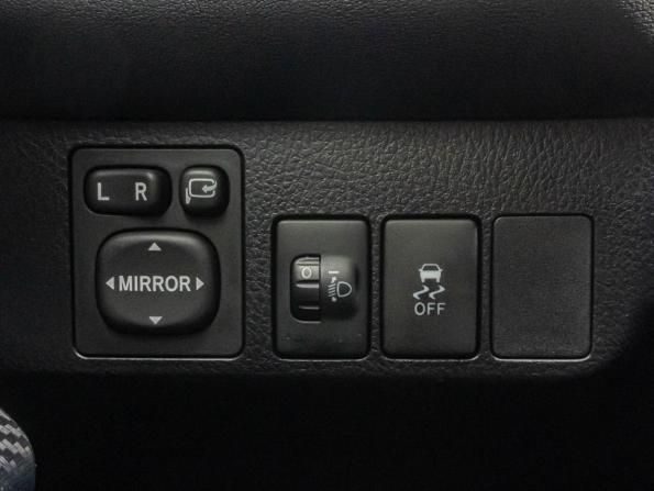 Toyota RAV4 IV (XA40) с пробегом 2014 года, цена 1 920 000 рублей, 131770 км, внедорожник, Автокод Объявления