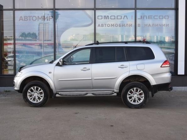 Mitsubishi Pajero Sport II Рестайлинг с пробегом 2013 года, цена 1 554 000 рублей, 233439 км, внедорожник, Автокод Объявления