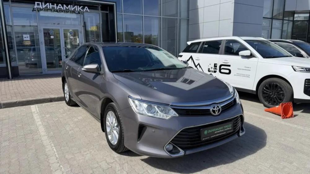 Toyota Camry VII (XV50) Рестайлинг Череповец  - изображение 3