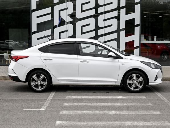 Hyundai Solaris II Рестайлинг с пробегом 2021 года, цена 1 275 000 рублей, 143410 км, седан, Автокод Объявления