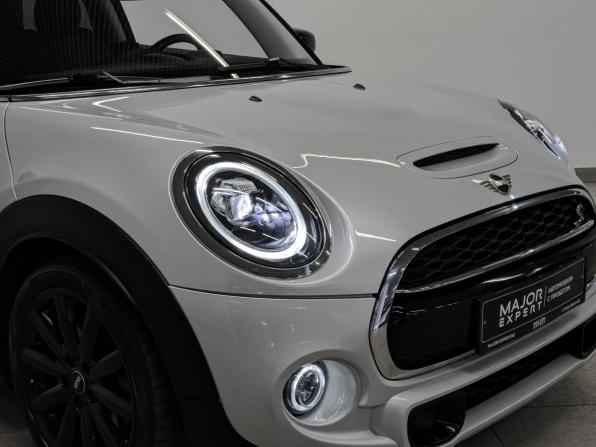 Mini Hatch III (F55/F56) Рестайлинг с пробегом 2021 года, цена 2 950 000 рублей, 65664 км, хэтчбек, Автокод Объявления