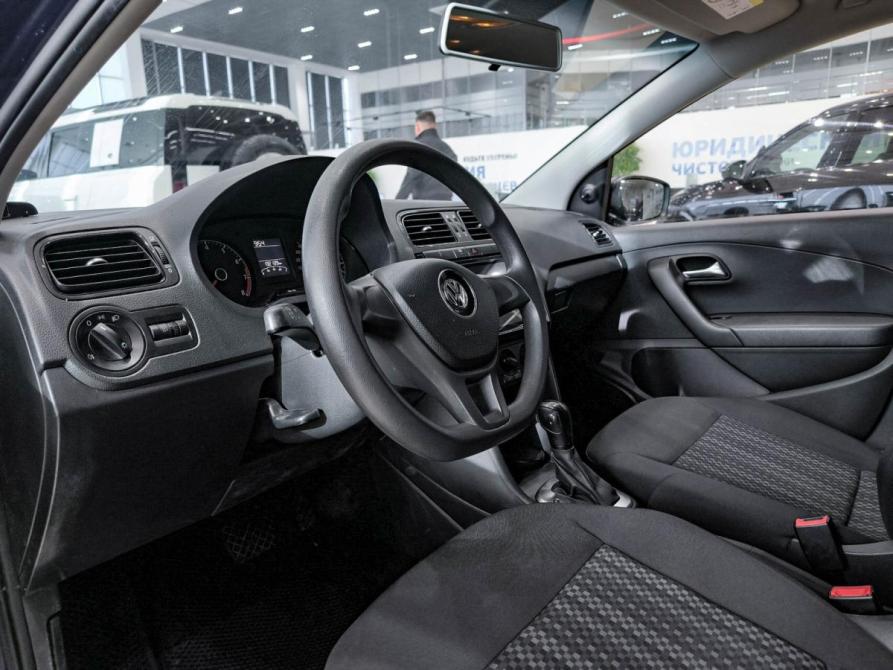 Volkswagen Polo V Рестайлинг Казань  - изображение 20