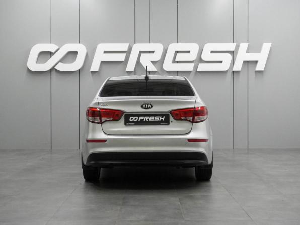 Kia Rio III Рестайлинг с пробегом 2017 года, цена 1 099 000 рублей, 135266 км, седан, Автокод Объявления