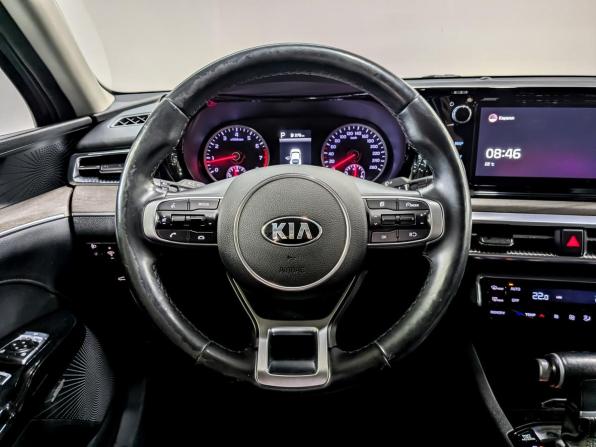 Kia K5 III с пробегом 2021 года, цена 2 280 000 рублей, 98494 км, седан, Автокод Объявления