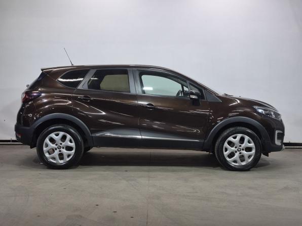 Renault Kaptur I с пробегом 2017 года, цена 1 099 000 рублей, 300890 км, внедорожник, Автокод Объявления
