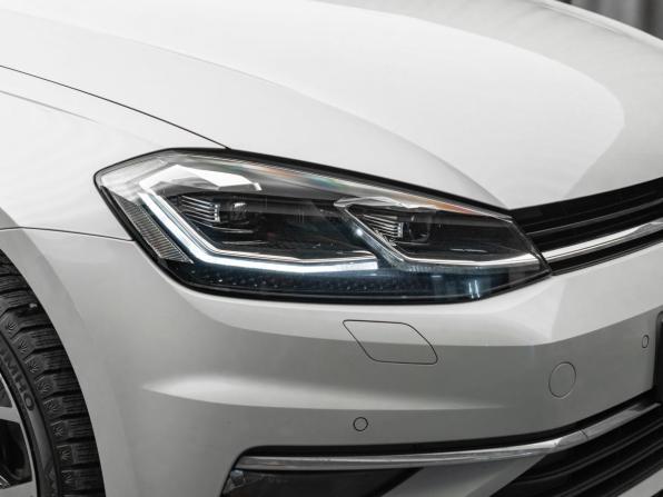Volkswagen Golf VII Рестайлинг с пробегом 2018 года, цена 1 980 000 рублей, 109293 км, хэтчбек, Автокод Объявления