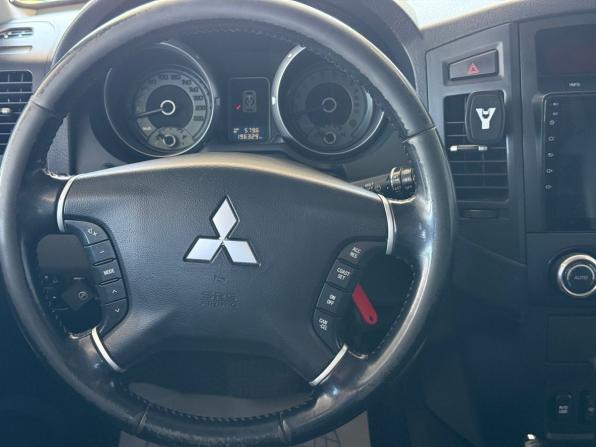 Mitsubishi Pajero IV с пробегом 2007 года, цена 1 650 000 рублей, 196327 км, внедорожник, Автокод Объявления