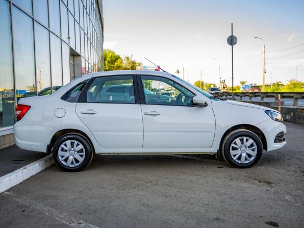 Lada (ВАЗ) Granta I Рестайлинг с пробегом 2023 года, цена 698 000 рублей, 40306 км, седан, Автокод Объявления