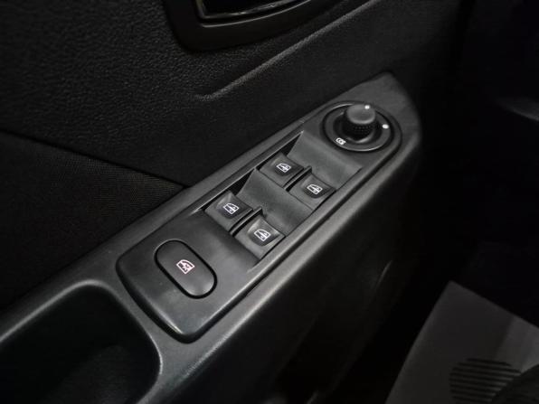 Renault Kaptur I с пробегом 2017 года, цена 1 280 000 рублей, 74741 км, внедорожник, Автокод Объявления