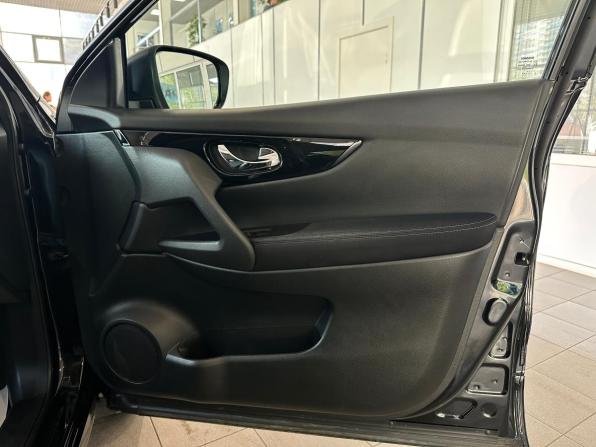 Nissan Qashqai II с пробегом 2017 года, цена 1 680 000 рублей, 131122 км, внедорожник, Автокод Объявления