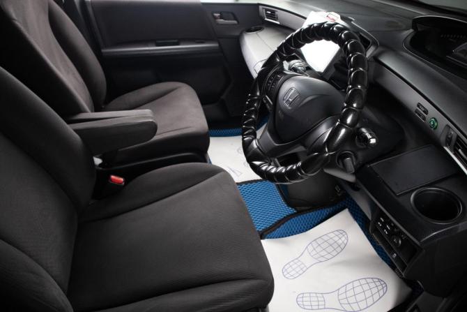 Honda Freed I с пробегом 2013 года, цена 1 229 000 рублей, 176000 км, компактвэн, Автокод Объявления