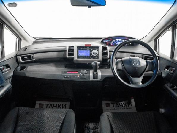 Honda Freed I Рестайлинг с пробегом 2014 года, цена 1 100 000 рублей, 133981 км, компактвэн, Автокод Объявления