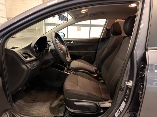Hyundai Solaris II Рестайлинг с пробегом 2021 года, цена 1 599 000 рублей, 84000 км, седан, Автокод Объявления