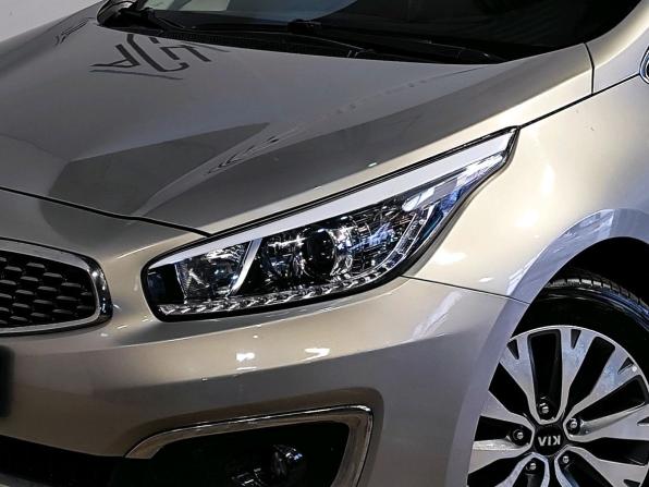 Kia Ceed II Рестайлинг с пробегом 2017 года, цена 1 589 000 рублей, 85520 км, хэтчбек, Автокод Объявления