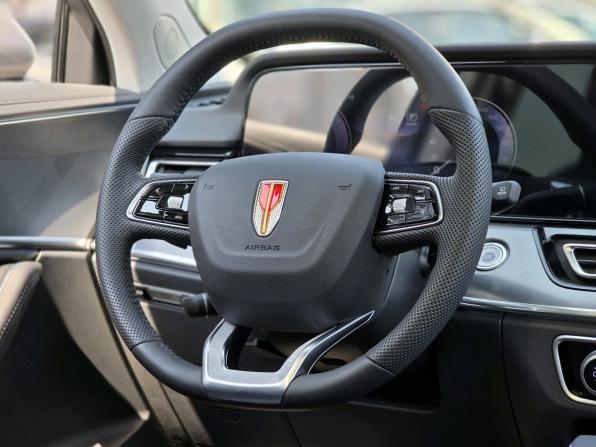 Hongqi HS5 I Рестайлинг с пробегом 2024 года, цена 3 650 000 рублей, 9072 км, внедорожник, Автокод Объявления