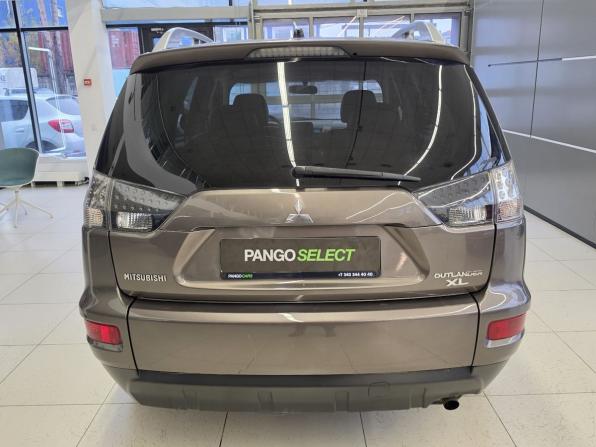 Mitsubishi Outlander II Рестайлинг с пробегом 2010 года, цена 999 000 рублей, 223680 км, внедорожник, Автокод Объявления