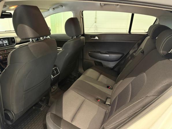 Kia Sportage IV Рестайлинг с пробегом 2019 года, цена 2 390 000 рублей, 93150 км, внедорожник, Автокод Объявления