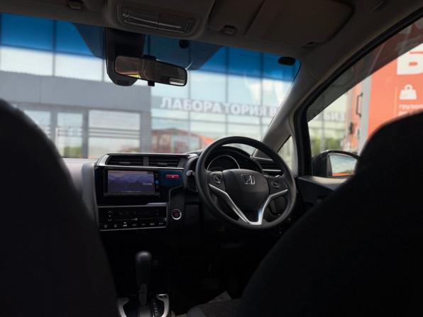 Honda Fit III с пробегом 2016 года, цена 1 050 000 рублей, 148951 км, хэтчбек, Автокод Объявления