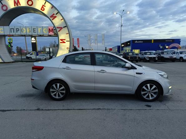 Kia Rio III Рестайлинг с пробегом 2016 года, цена 1 119 995 рублей, 92706 км, седан, Автокод Объявления