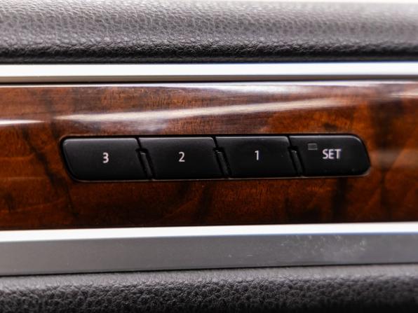Volkswagen Touareg II с пробегом 2013 года, цена 1 750 000 рублей, 285363 км, внедорожник, Автокод Объявления