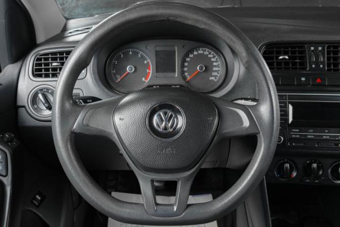 Volkswagen Polo V Рестайлинг с пробегом 2018 года, цена 769 000 рублей, 276000 км, седан, Автокод Объявления