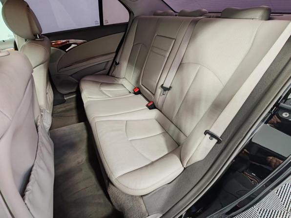 Mercedes-Benz E-Класс III (W211 S211) Рестайлинг с пробегом 2008 года, цена 875 000 рублей, 325731 км, седан, Автокод Объявления
