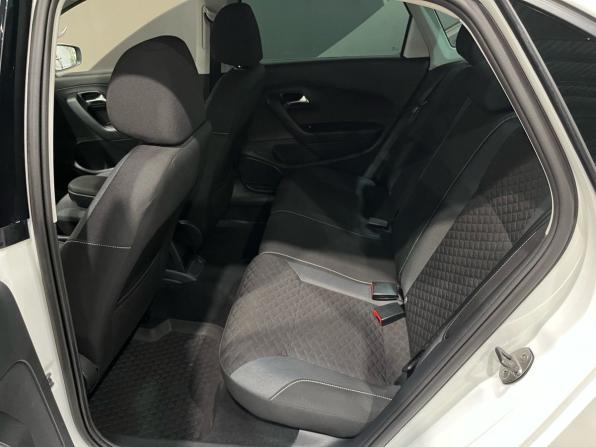 Volkswagen Polo V Рестайлинг с пробегом 2018 года, цена 1 250 000 рублей, 183687 км, седан, Автокод Объявления