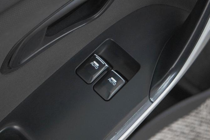 Kia Ceed II с пробегом 2013 года, цена 1 049 000 рублей, 176500 км, хэтчбек, Автокод Объявления