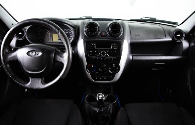 Lada (ВАЗ) Granta I с пробегом 2017 года, цена 739 000 рублей, 140000 км, седан, Автокод Объявления