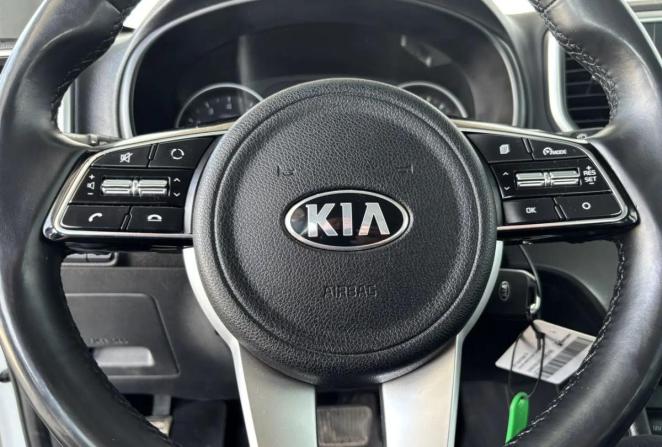 Kia Sportage IV Рестайлинг с пробегом 2021 года, цена 1 999 000 рублей, 79273 км, внедорожник, Автокод Объявления