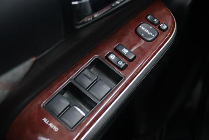 Toyota Camry VII (XV50) с пробегом 2012 года, цена 1 295 950 рублей, 277120 км, седан, Автокод Объявления