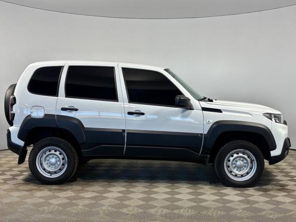 Lada (ВАЗ) Niva Travel I с пробегом 2023 года, цена 1 100 000 рублей, 16600 км, внедорожник, Автокод Объявления
