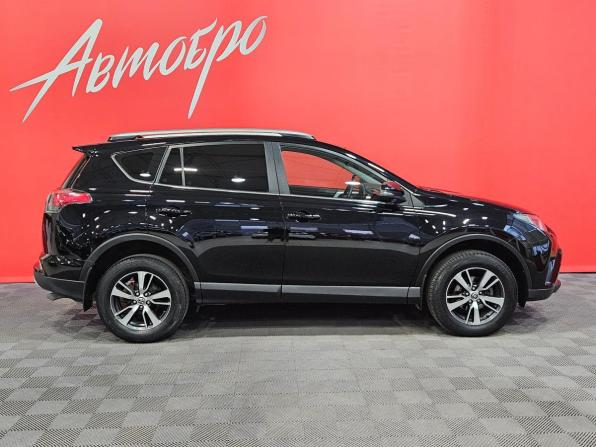 Toyota RAV4 IV (XA40) Рестайлинг с пробегом 2017 года, цена 2 120 000 рублей, 136000 км, внедорожник, Автокод Объявления