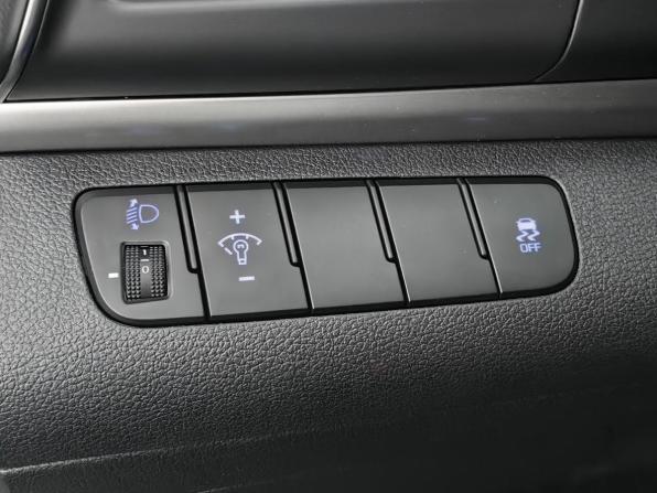 Hyundai Elantra VI (AD) Рестайлинг с пробегом 2019 года, цена 1 747 000 рублей, 84396 км, седан, Автокод Объявления