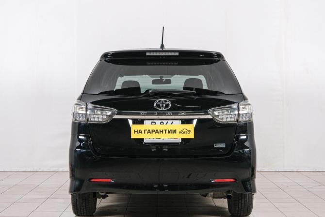 Toyota Wish II Рестайлинг с пробегом 2012 года, цена 1 259 000 рублей, 156000 км, минивэн, Автокод Объявления