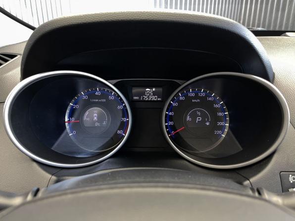 Hyundai ix35 I Рестайлинг с пробегом 2014 года, цена 1 447 000 рублей, 175390 км, внедорожник, Автокод Объявления