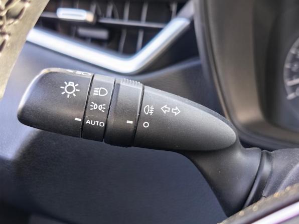 Toyota Levin XII (E210) с пробегом 2021 года, цена 2 000 000 рублей, 40000 км, седан, Автокод Объявления