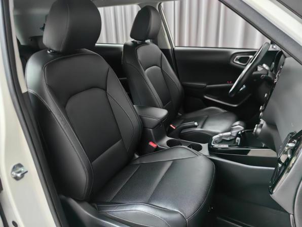 Kia Soul III Рестайлинг с пробегом 2022 года, цена 2 399 000 рублей, 23209 км, хэтчбек, Автокод Объявления