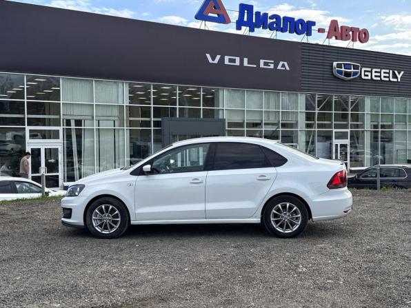 Volkswagen Polo V Рестайлинг с пробегом 2016 года, цена 700 000 рублей, 217460 км, седан, Автокод Объявления