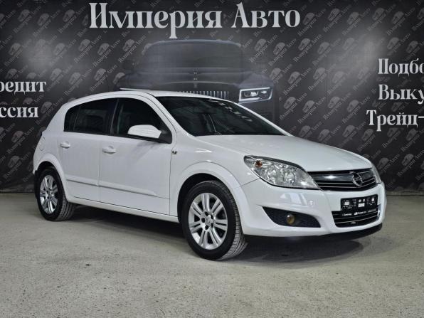 Opel Astra H Рестайлинг с пробегом 2009 года, цена 700 000 рублей, 124013 км, хэтчбек, Автокод Объявления