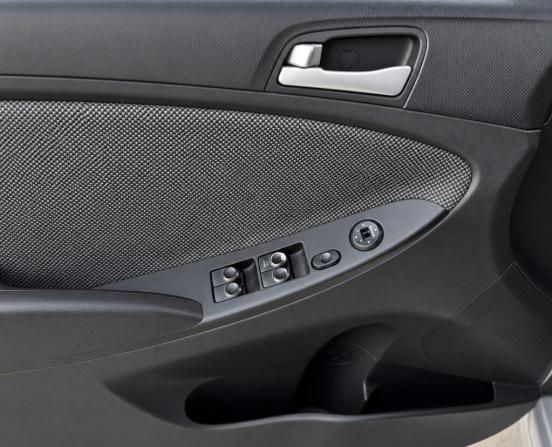 Hyundai Solaris I с пробегом 2012 года, цена 590 000 рублей, 222256 км, седан, Автокод Объявления