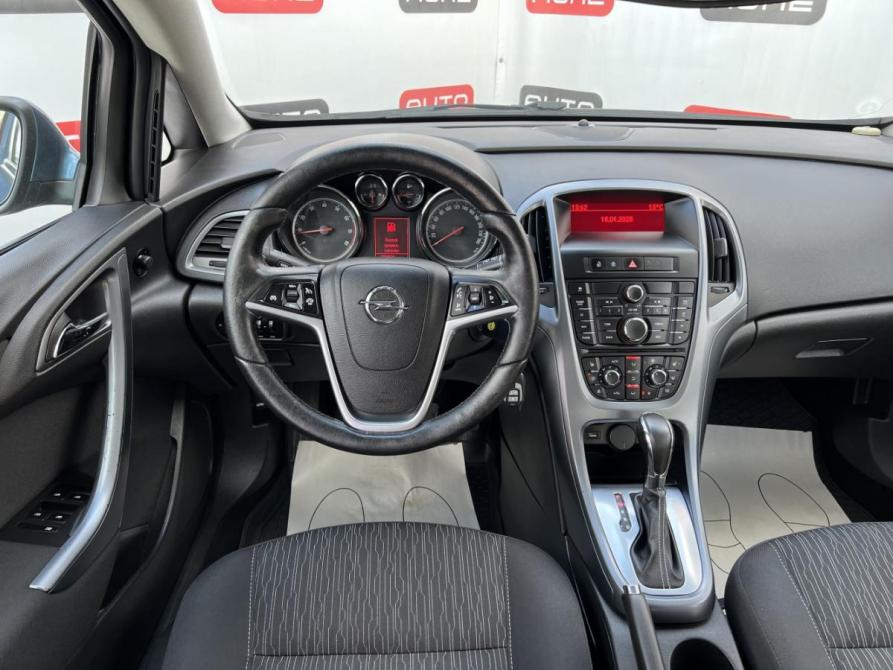 Opel Astra J Рестайлинг Санкт-Петербург  - изображение 10