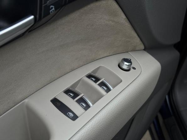 Audi Q7 I (4L) Рестайлинг с пробегом 2014 года, цена 2 349 000 рублей, 202497 км, внедорожник, Автокод Объявления