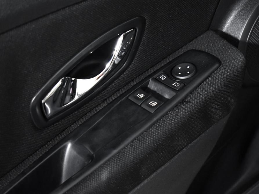 Renault Fluence I Рестайлинг Санкт-Петербург  - изображение 10