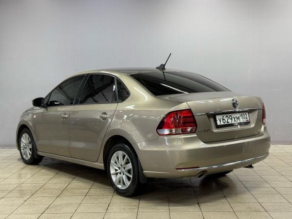 Volkswagen Polo V Рестайлинг с пробегом 2017 года, цена 1 190 000 рублей, 135535 км, седан, Автокод Объявления