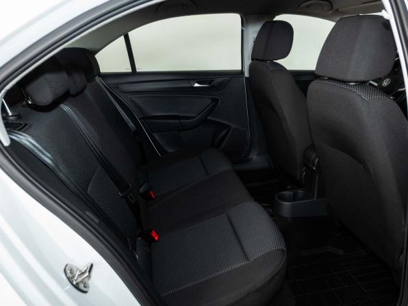 Volkswagen Polo VI с пробегом 2022 года, цена 1 766 000 рублей, 32594 км, лифтбек, Автокод Объявления