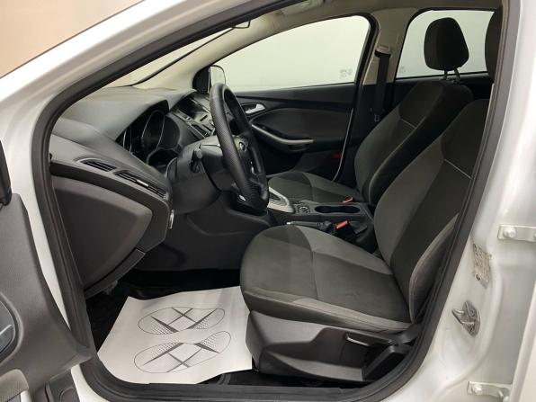 Ford Focus III с пробегом 2012 года, цена 695 000 рублей, 242964 км, хэтчбек, Автокод Объявления