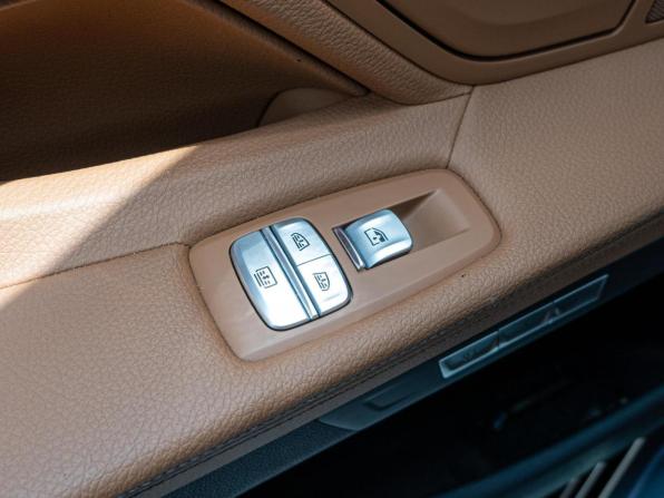 BMW 7 серии VI (G11/G12) с пробегом 2017 года, цена 4 220 000 рублей, 136548 км, седан, Автокод Объявления