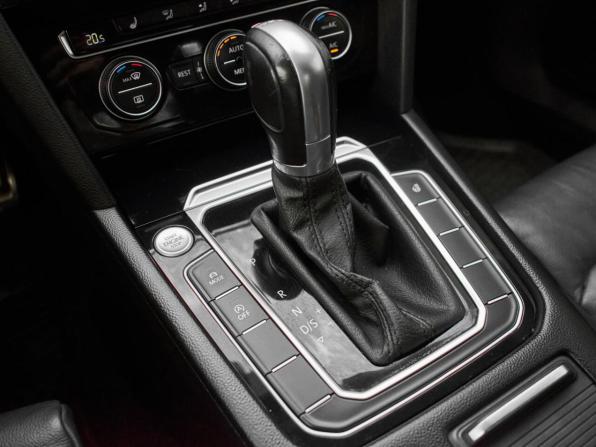 Volkswagen Passat B8 с пробегом 2019 года, цена 2 200 000 рублей, 71191 км, седан, Автокод Объявления